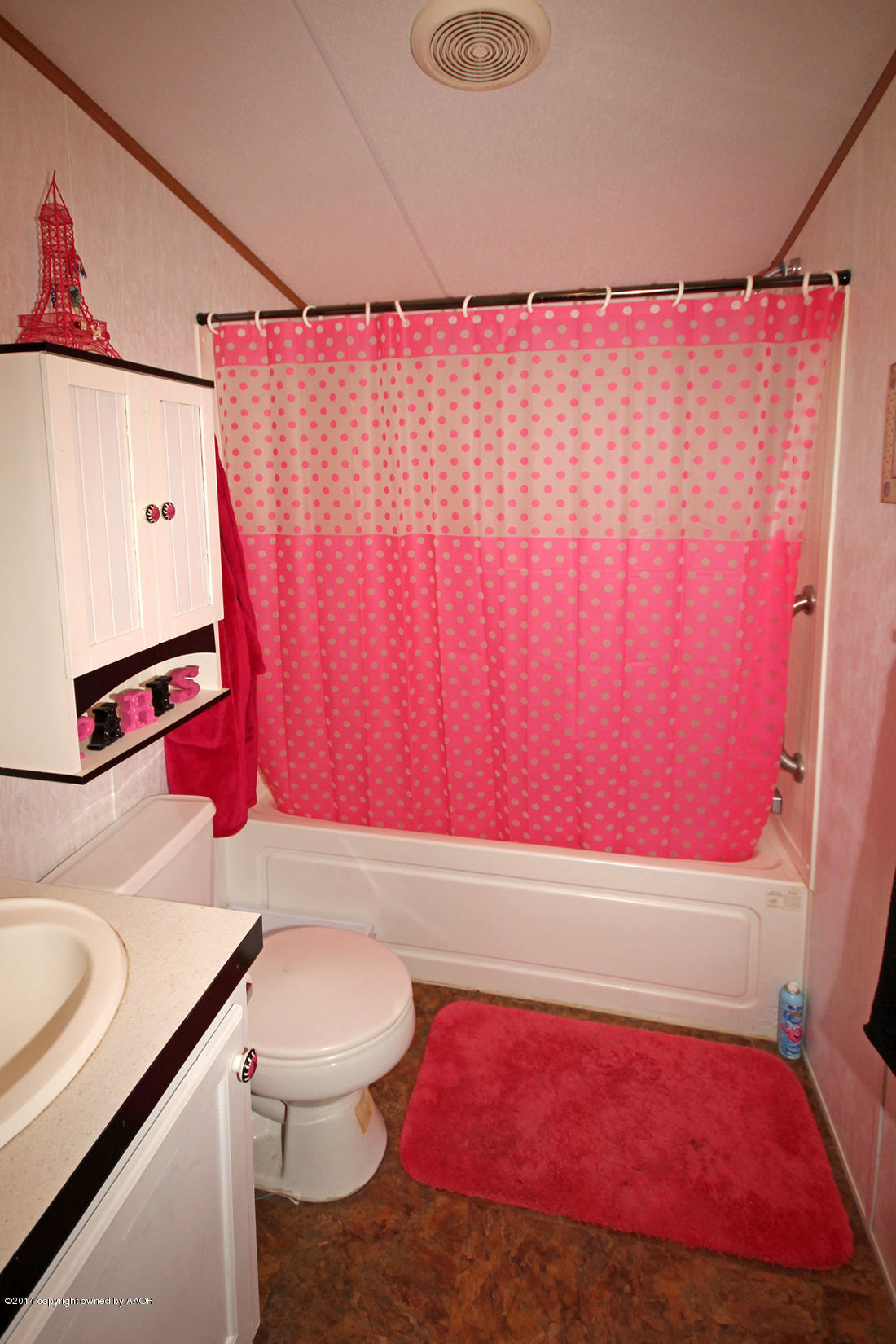 6610 Lair Road Amarillo, TX 79118 - Photo 20 of 37 Bathroom
