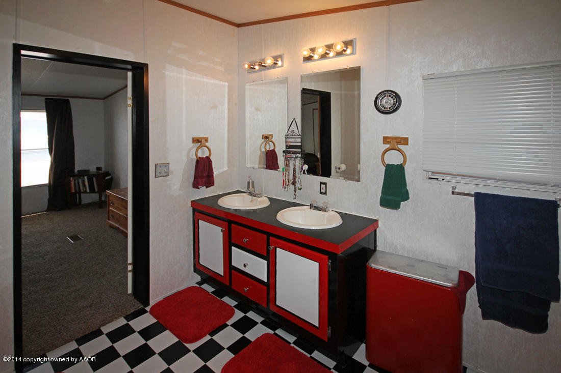 6610 Lair Road Amarillo, TX 79118 - Photo 33 of 37 Master Bath3