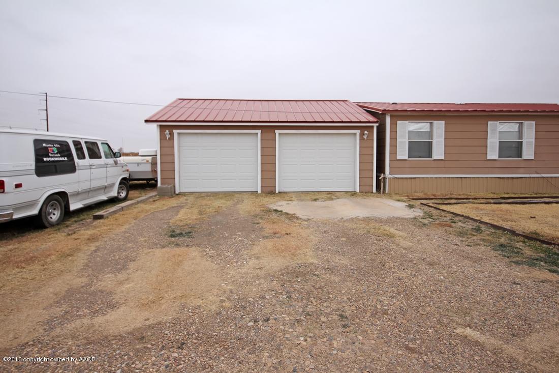 6610 Lair Road Amarillo, TX 79118 - Photo 10 of 37 Garage