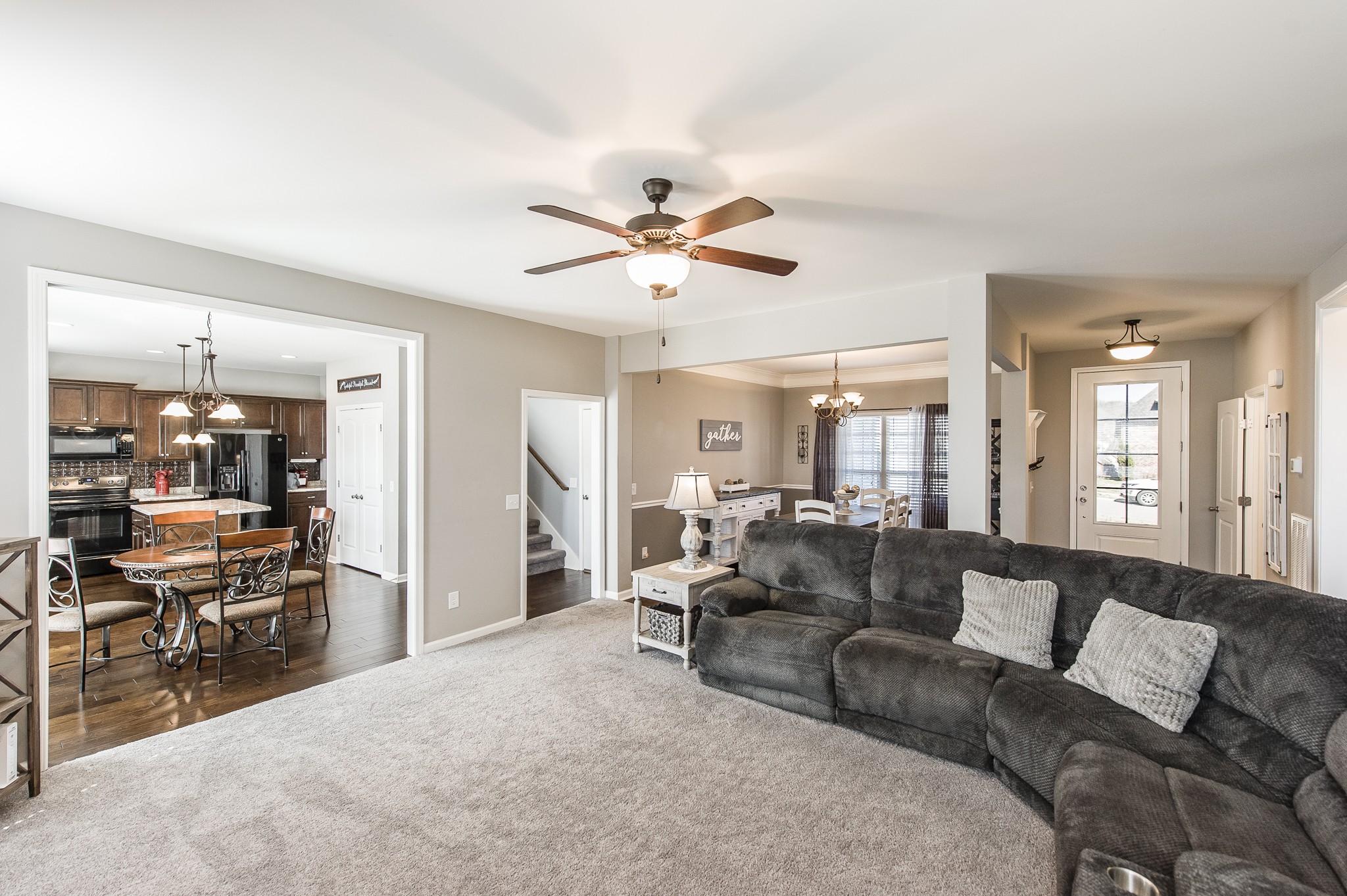 114 Monteview Drive Hendersonville, TN 37075 - Photo 13 of 42 a living room with furniture and a large window