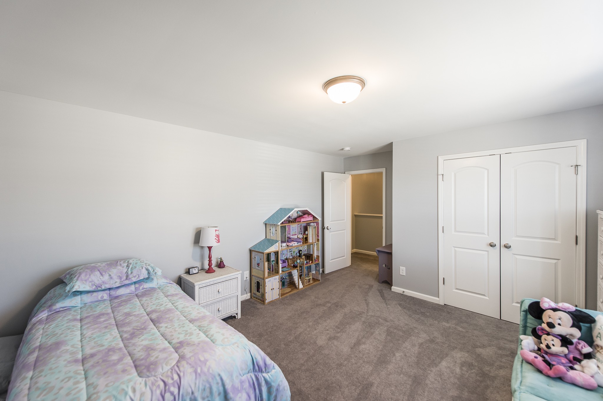 114 Monteview Drive Hendersonville, TN 37075 - Photo 32 of 42 a bed room with a bed and a chair