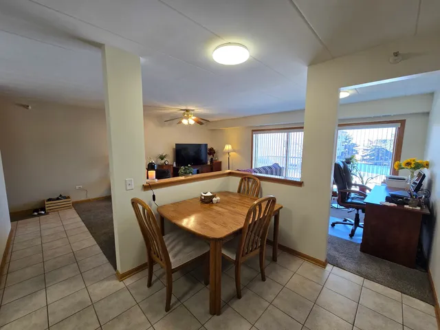 $249,900 | 1041 Ashley Court North, Unit 2D, Lockport, IL 60441