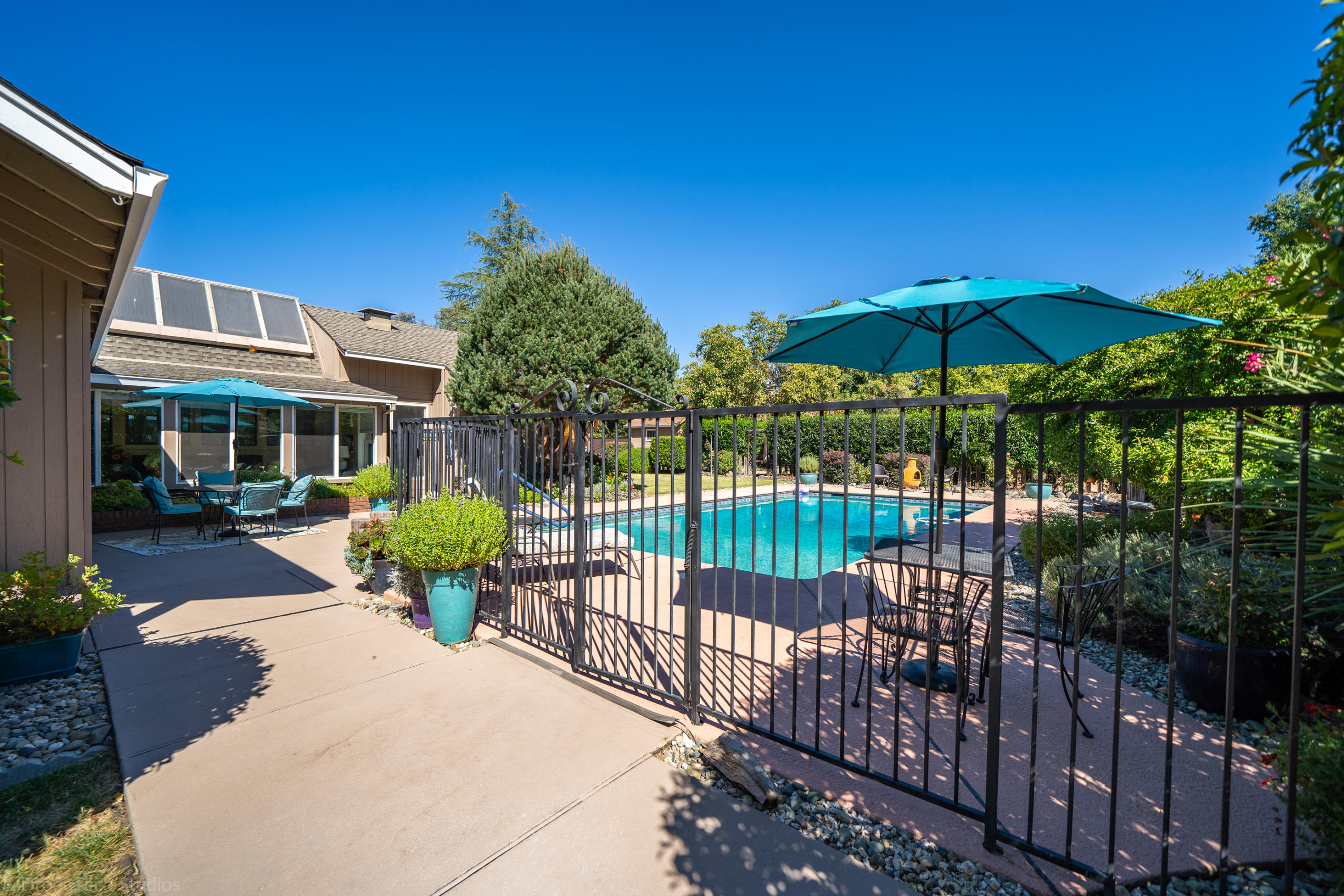 3109 Brent Road Redding, CA 96002 - Photo 21 of 29 Exterior-21