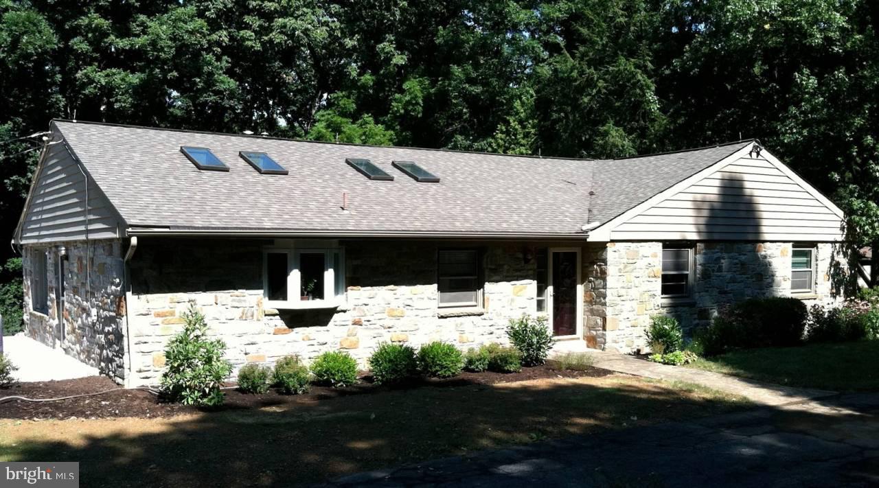 880 Dorsea Road Lancaster, PA 17601 - Photo 1 of 13 Gallery Image 1