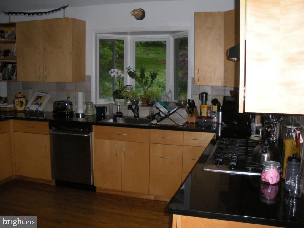 880 Dorsea Road Lancaster, PA 17601 - Photo 2 of 13 Gallery Image 2