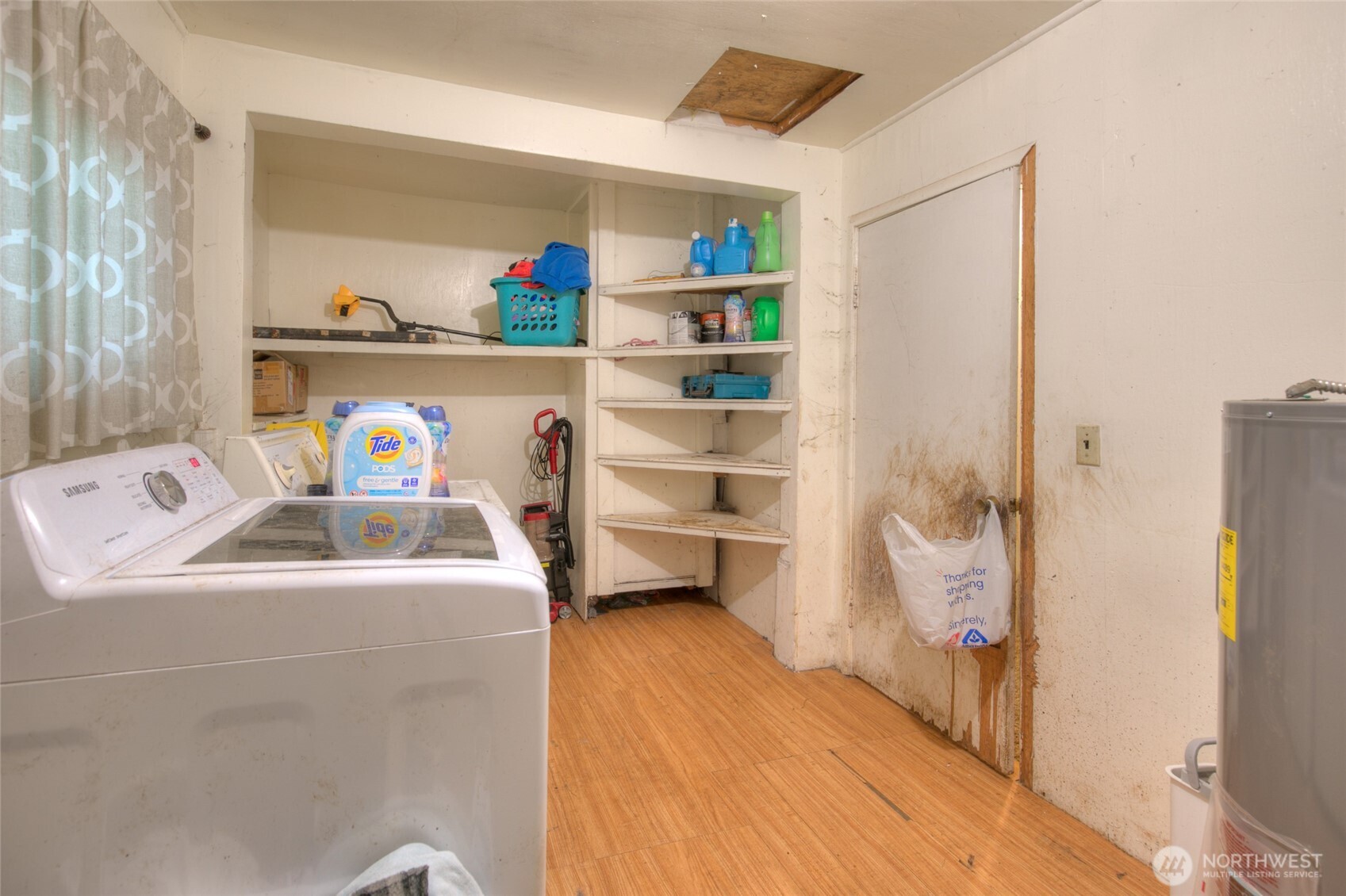 102 Elma Street Copalis Beach, WA 98535 - Photo 16 of 23 a utility room with dryer and washer