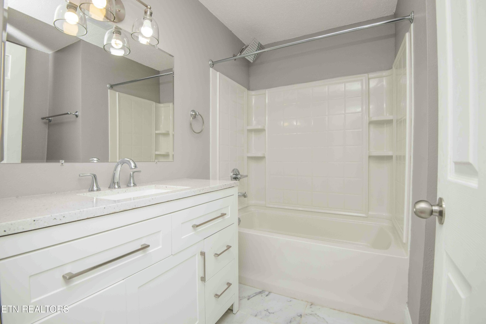 1512 Cunningham Road Knoxville, TN 37918 - Photo 13 of 23 Gallery Image 13