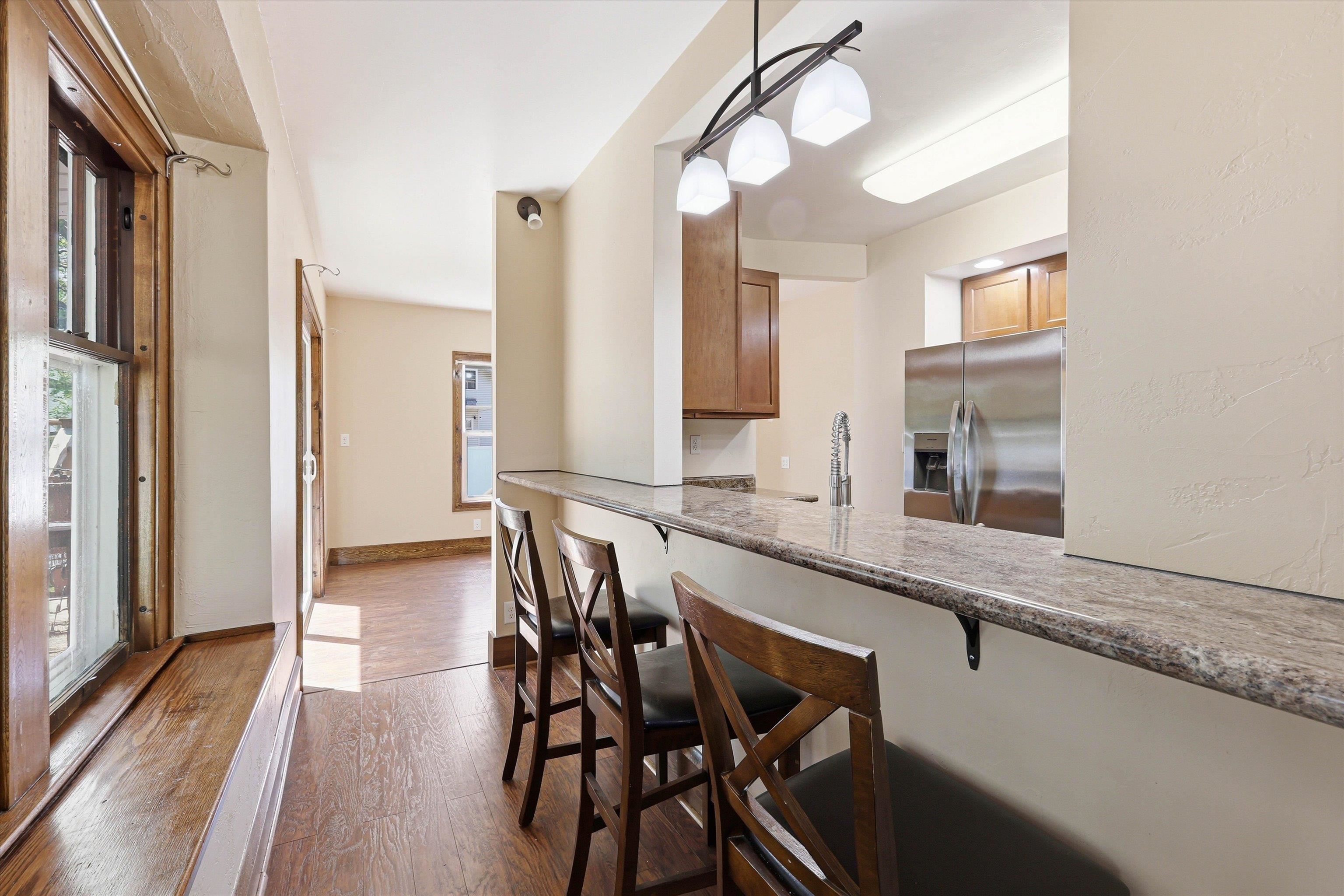 1011 North Fair Street Appleton, WI 54911 - Photo 4 of 29
