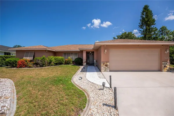 $390,000 | 1009 Squaw Valley Court, Venice, FL 34293