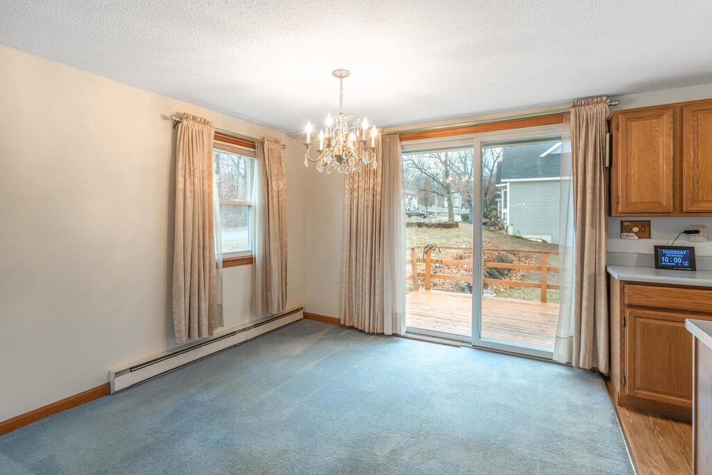 19 Grandview Road Haverhill, MA 01832 - Photo 5 of 19 Gallery Image 5