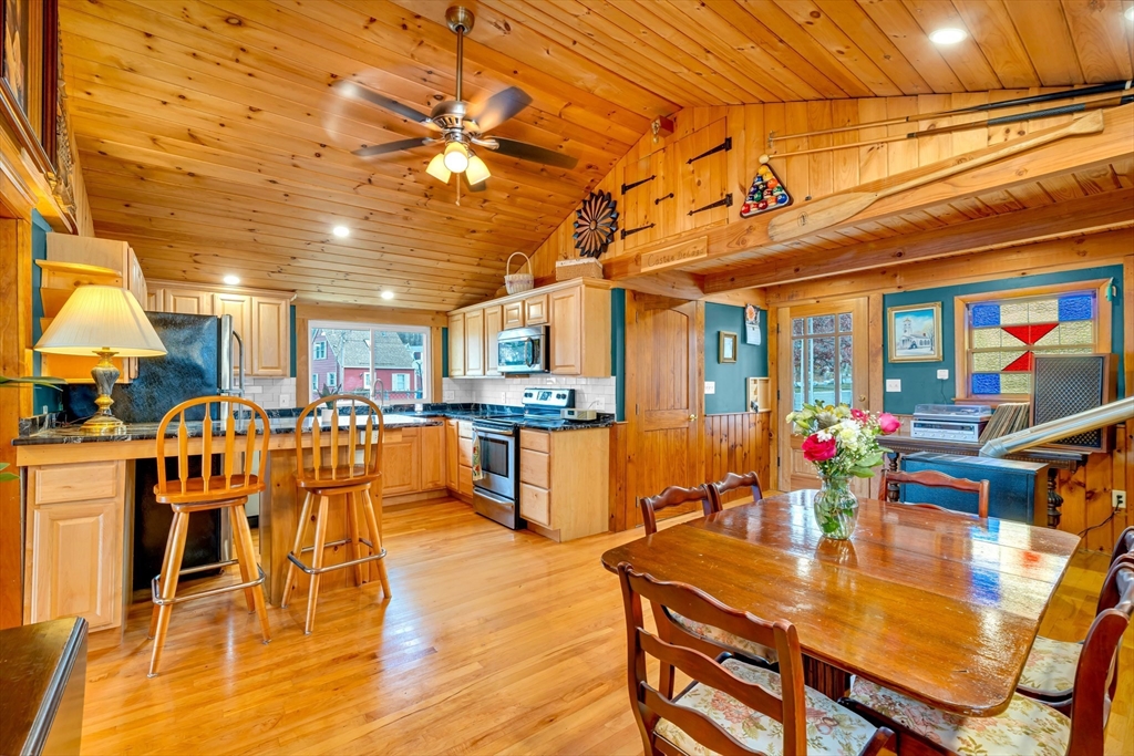 1 Bisson Lane Merrimac, MA 01860 - Photo 3 of 35
