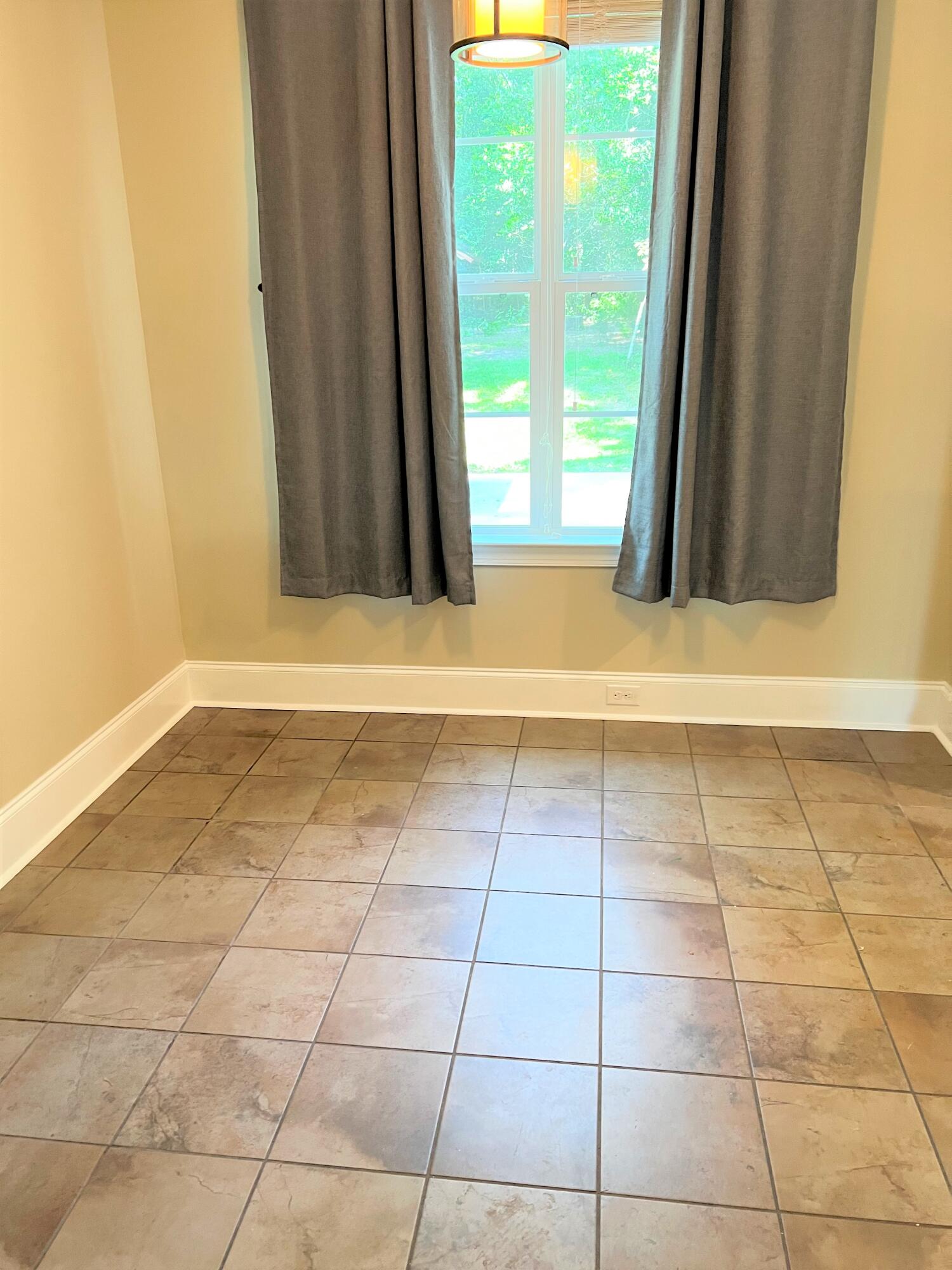 4220 Hardy Road Martinez, GA 30907 - Photo 12 of 35 R Hardy breakfast area