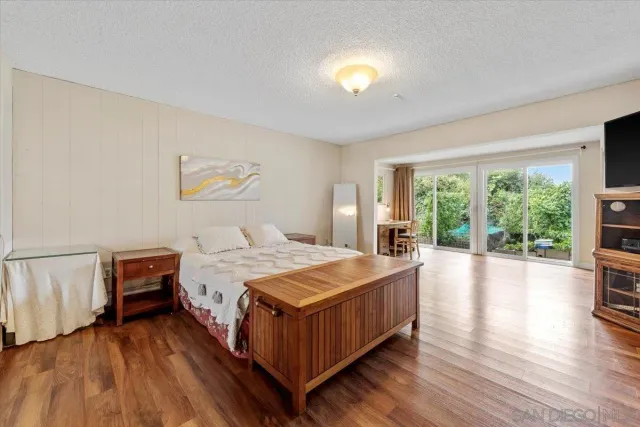 $2,750,000 | 7202 Via Capri, La Jolla, CA 92037