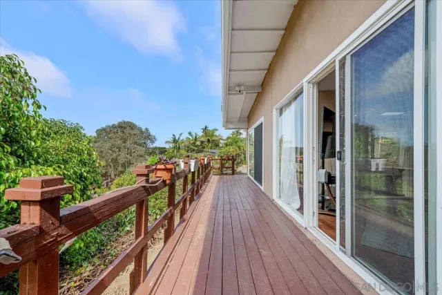 $2,750,000 | 7202 Via Capri, La Jolla, CA 92037