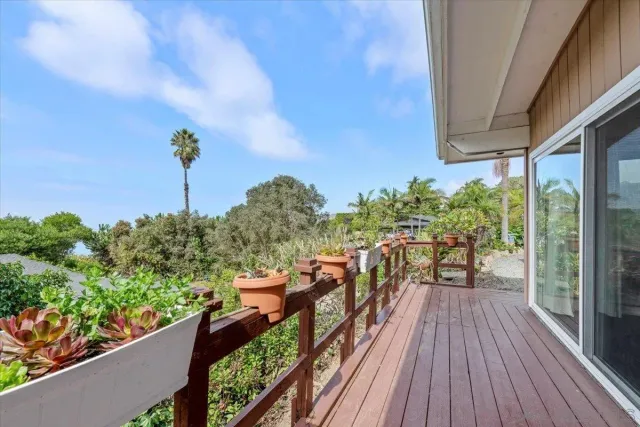 $2,750,000 | 7202 Via Capri, La Jolla, CA 92037