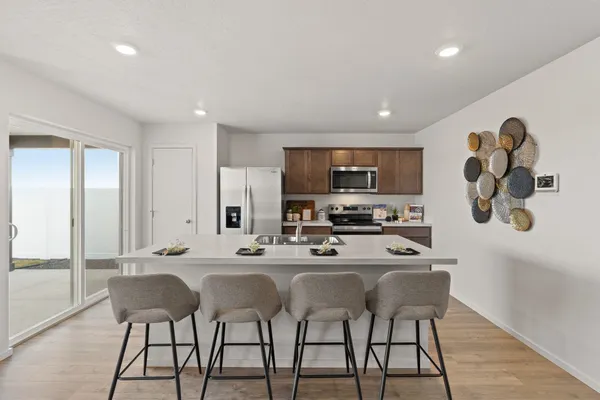 $384,995 | 13426 West Crosswinds Avenue, Airway Heights, WA 99001