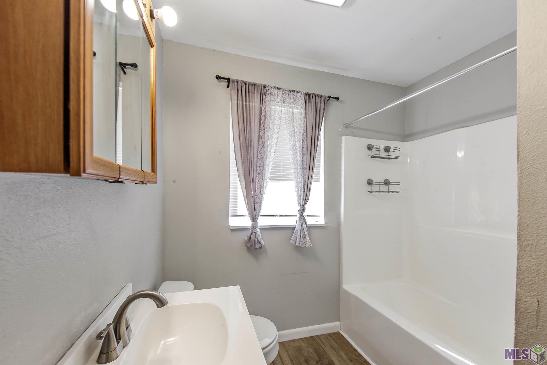 610 Collins Street Houma, LA 70364 - Photo 6 of 10