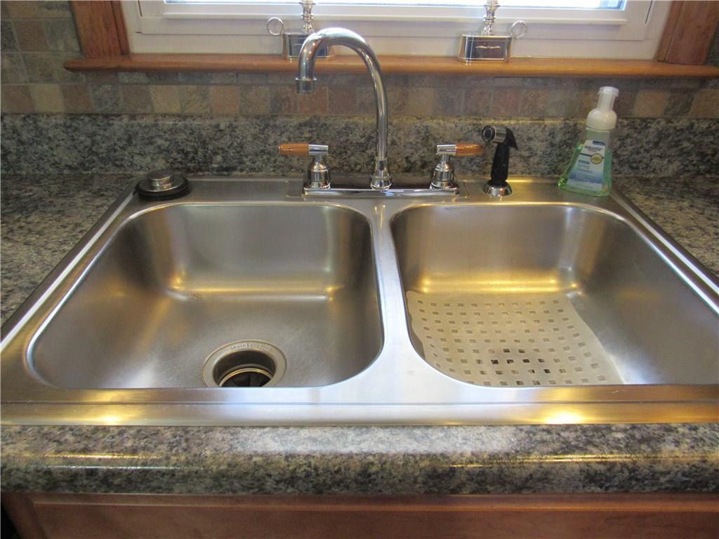 5239 Ridgewood Road East Springfield, OH 45503 - Photo 9 of 46