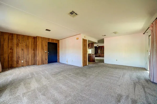 a view of empty room