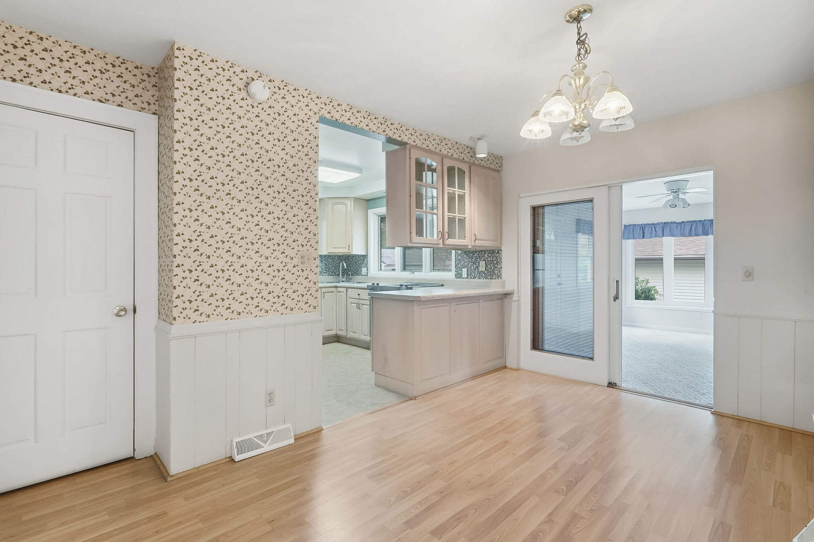 2534 30th Street Rock Island, IL 61201 - Photo 12 of 32