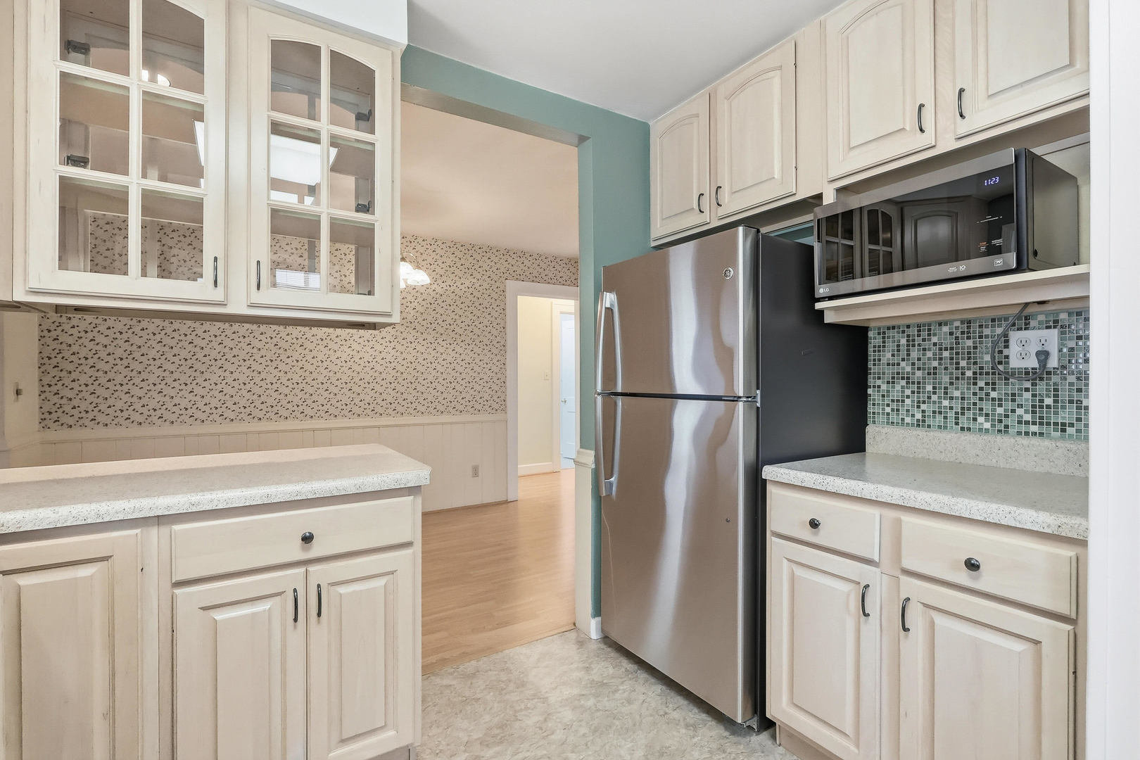 2534 30th Street Rock Island, IL 61201 - Photo 6 of 32