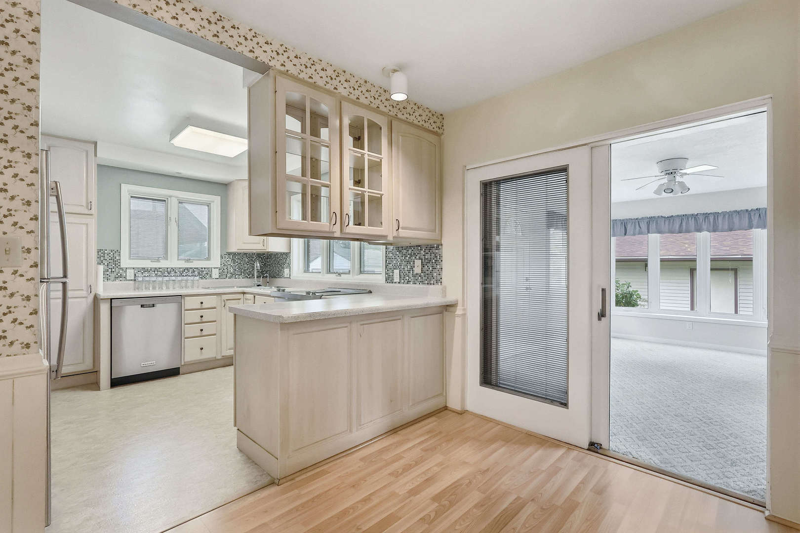 2534 30th Street Rock Island, IL 61201 - Photo 10 of 32