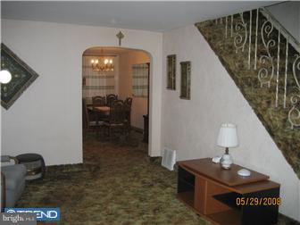 1040 Springfield Road Collingdale, PA 19023 - Photo 5 of 12