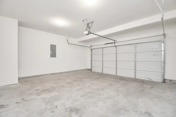 $2,492 | 7819 Royalwood Drive, Houston, TX 77049