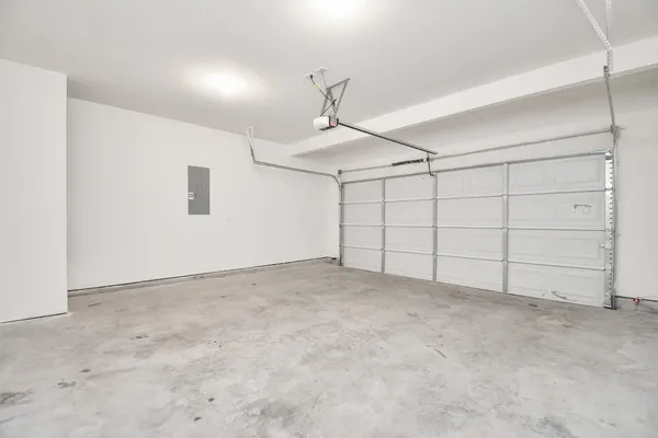 $2,442 | 7819 Royalwood Drive, Houston, TX 77049