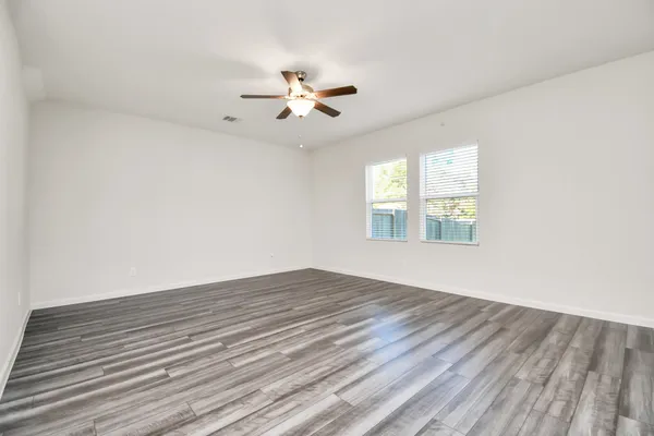 $2,492 | 7819 Royalwood Drive, Houston, TX 77049