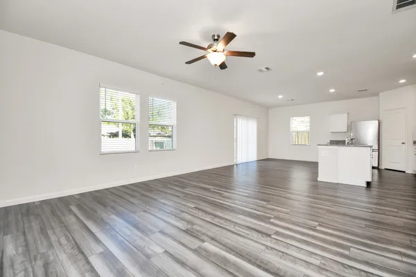 $2,492 | 7819 Royalwood Drive, Houston, TX 77049