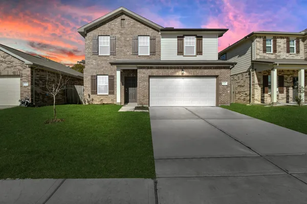 $2,492 | 7819 Royalwood Drive, Houston, TX 77049