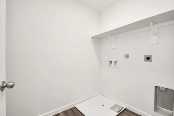 $2,492 | 7819 Royalwood Drive, Houston, TX 77049