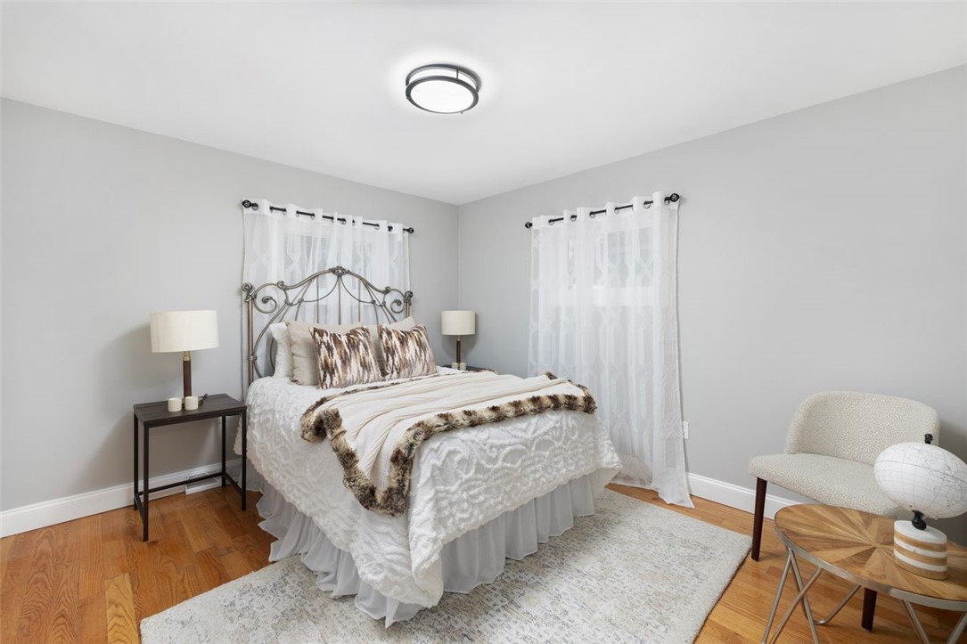 374 Crandall Road Tiverton, RI 02878 - Photo 15 of 25