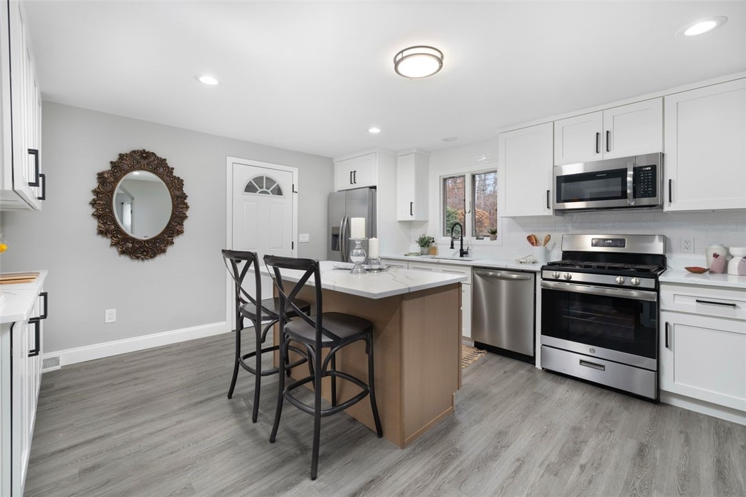 374 Crandall Road Tiverton, RI 02878 - Photo 3 of 25