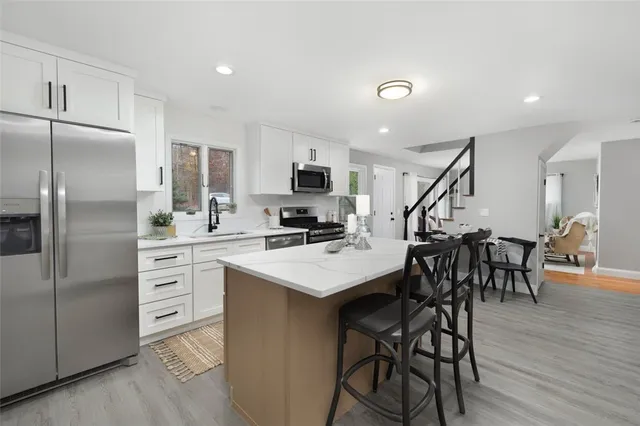 $509,900 | 374 Crandall Road, Tiverton, RI 02878