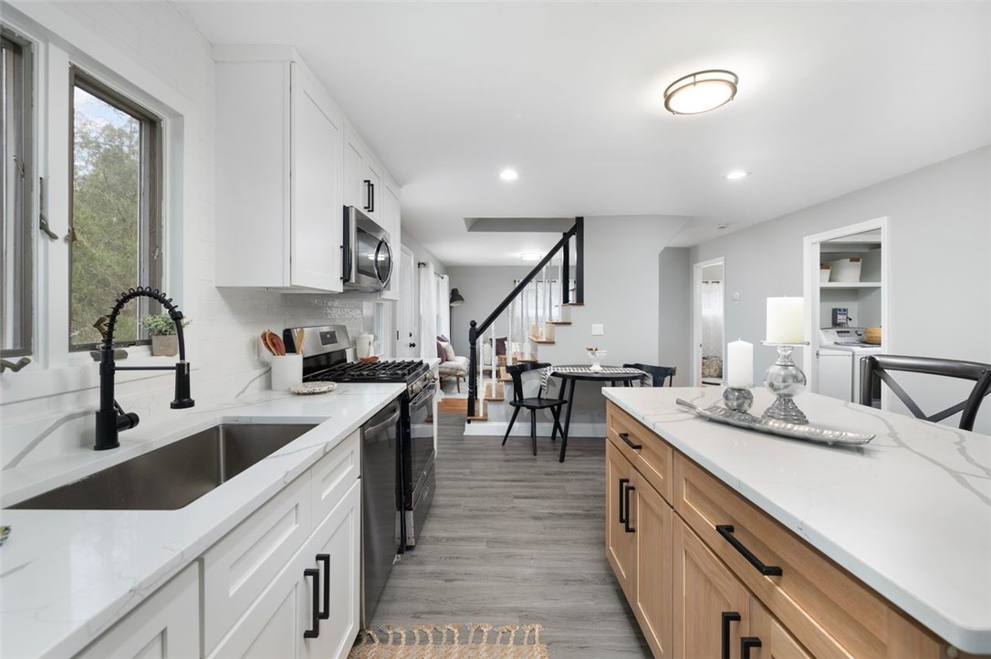 374 Crandall Road Tiverton, RI 02878 - Photo 7 of 25