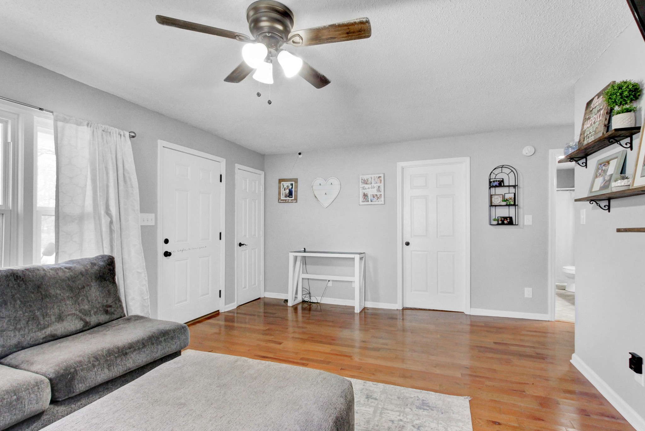 342 Edmondson Ferry Road Clarksville, TN 37040 - Photo 4 of 19 Gallery Image 4