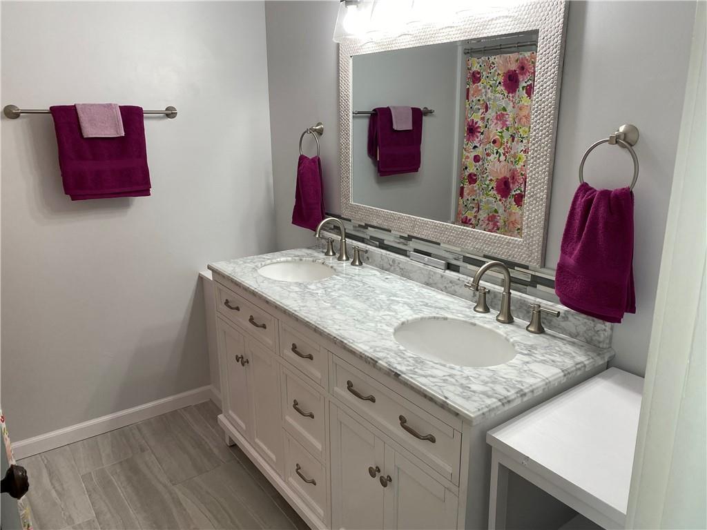 34 North Ridgeview Drive Indianapolis, IN 46219 - Photo 27 of 36 Gallery Image 27