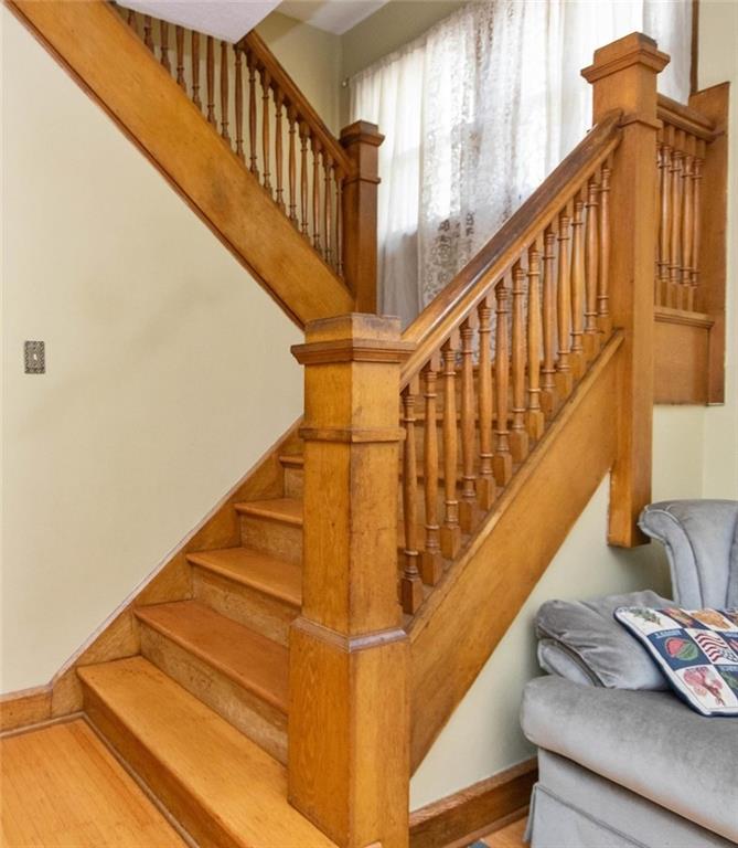 34 North Ridgeview Drive Indianapolis, IN 46219 - Photo 7 of 36 Gallery Image 7