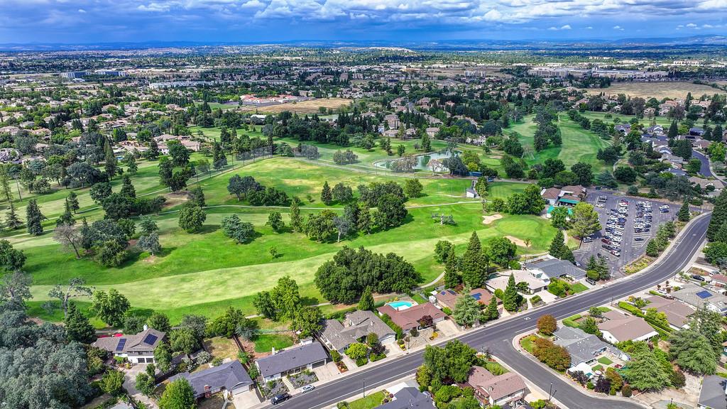 325 Diamond Oaks Road Roseville, CA 95678 - Photo 3 of 48