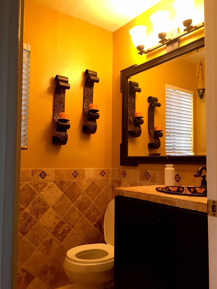 558 Heather Ridge Road San Marcos, CA 92078 - Photo 12 of 18