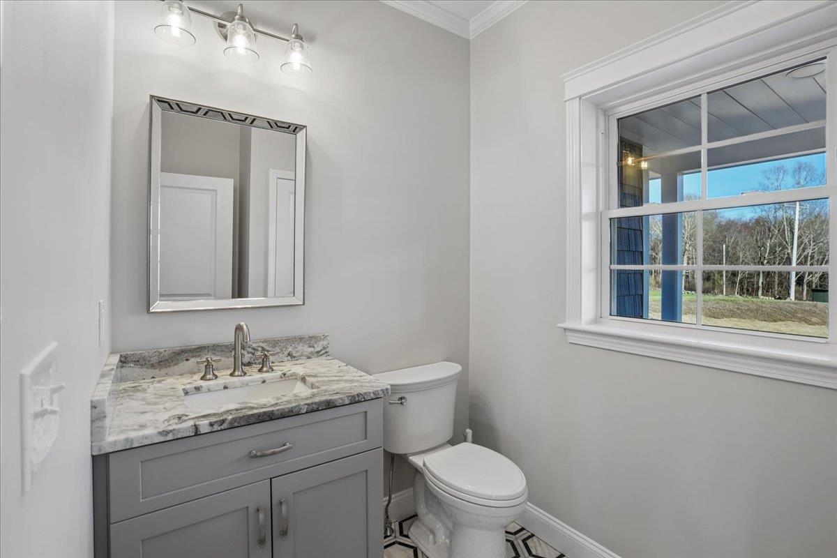 137 Snow Pond Road Concord, NH 03301 - Photo 21 of 57