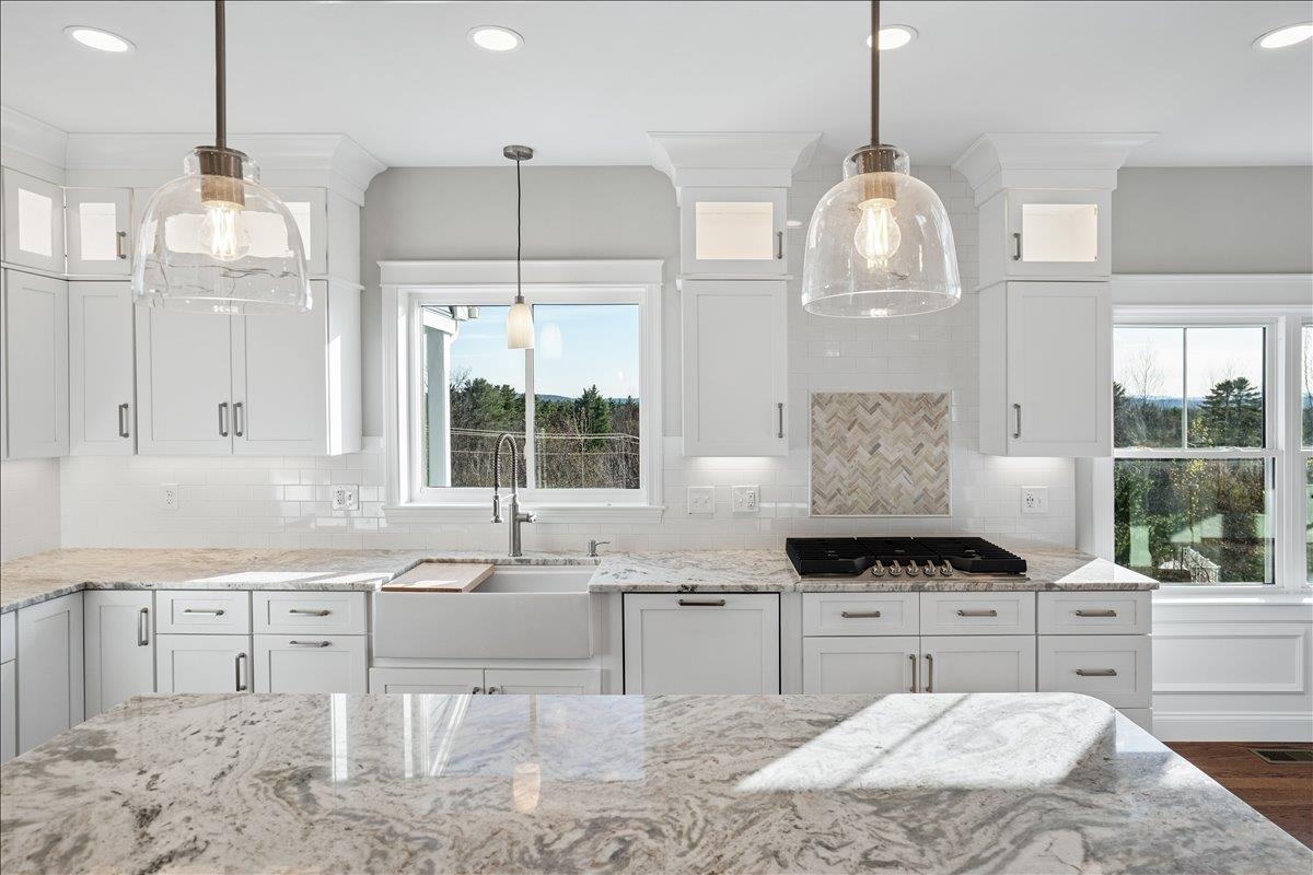 137 Snow Pond Road Concord, NH 03301 - Photo 9 of 57