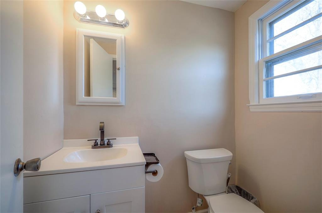 4931 Bluejacket Street Shawnee, KS 66203 - Photo 27 of 36