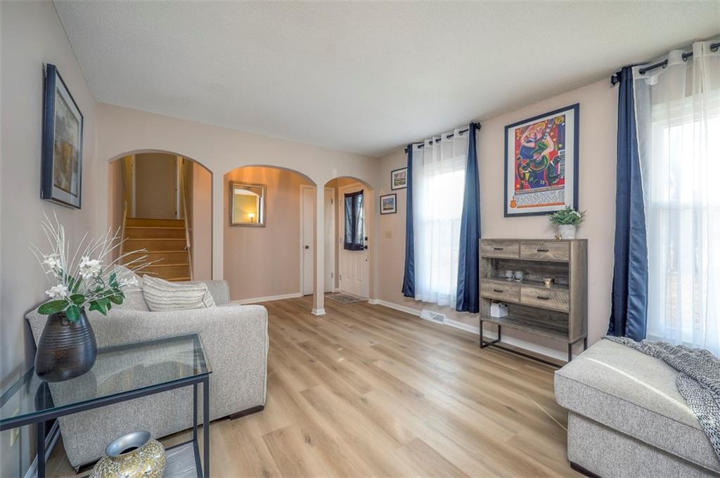 4931 Bluejacket Street Shawnee, KS 66203 - Photo 7 of 36