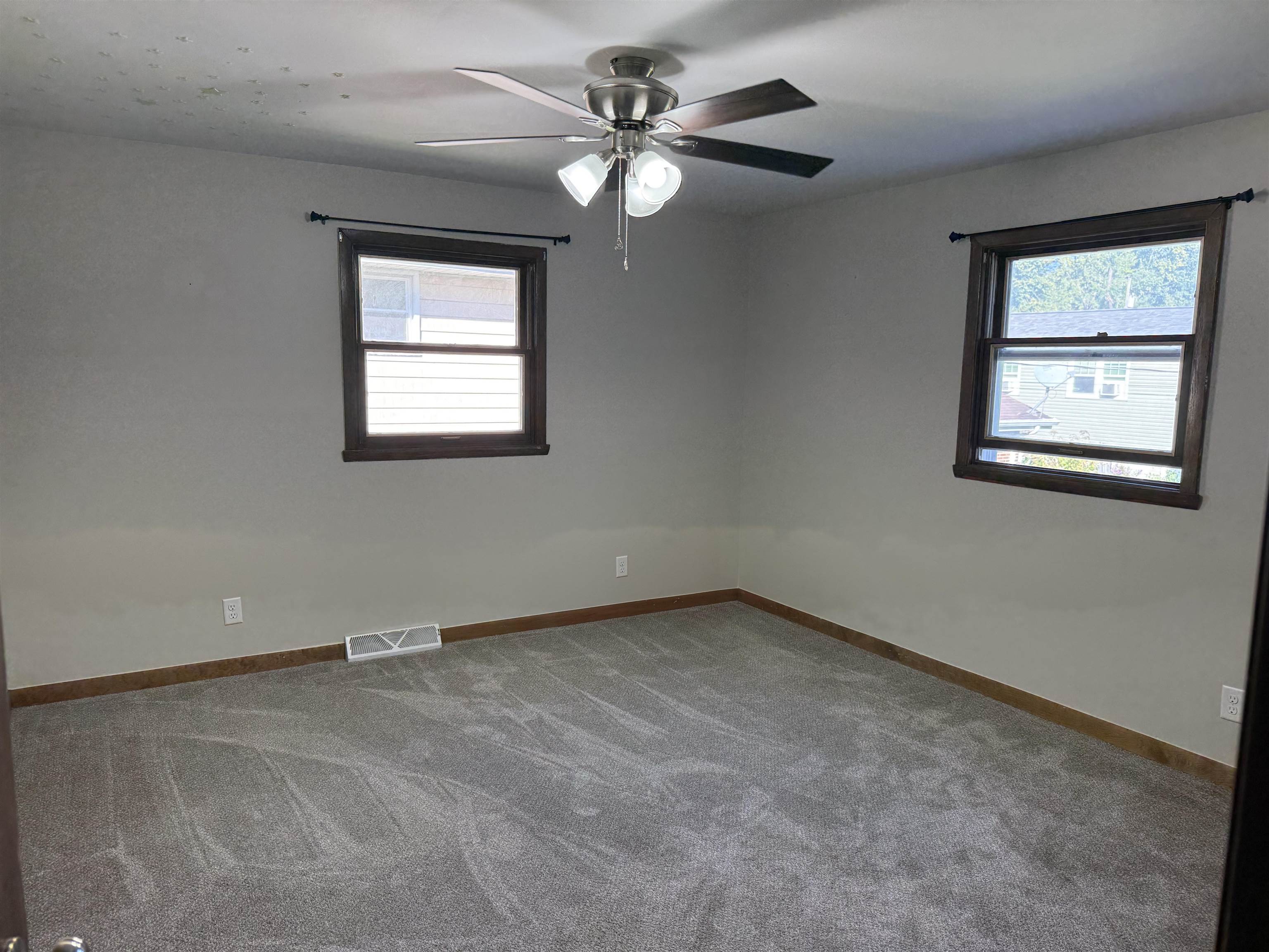 804 Brill Road Kaukauna, WI 54130 - Photo 17 of 21 Gallery Image 17