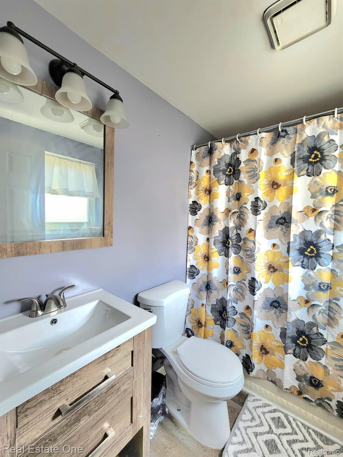 32149 Dixie Manor Road Rockwood, MI 48173 - Photo 18 of 30 Full Bath