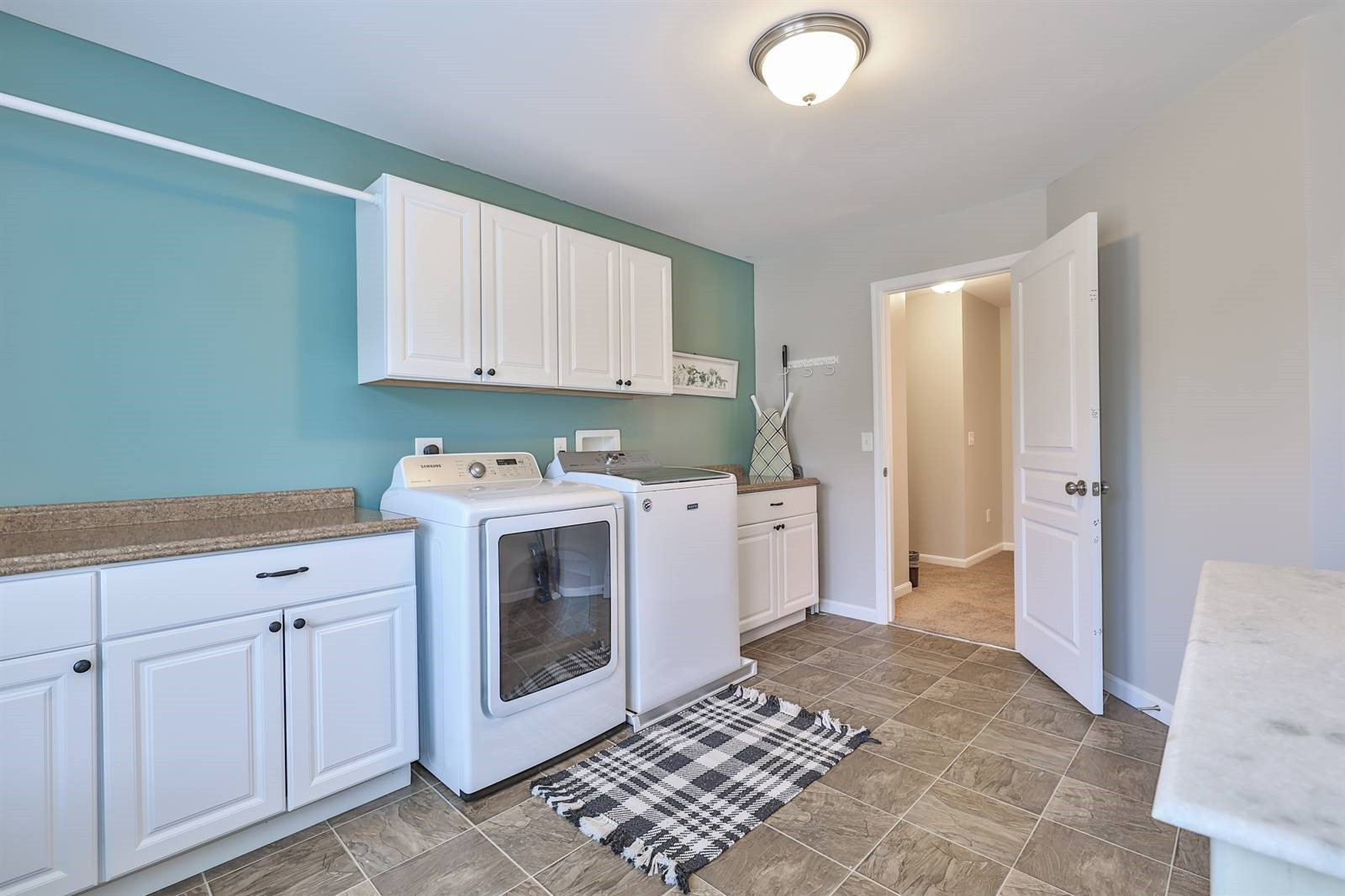 725 Sandstone Ridge Newport, KY 41076 - Photo 28 of 46 2nd Floor Laundry