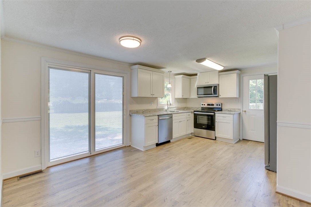 100 Quail Road Yorktown, VA 23692 - Photo 12 of 35